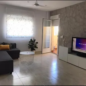 Apartamento Piso Luminoso Cerca De La Playa, Roquetas de Mar
